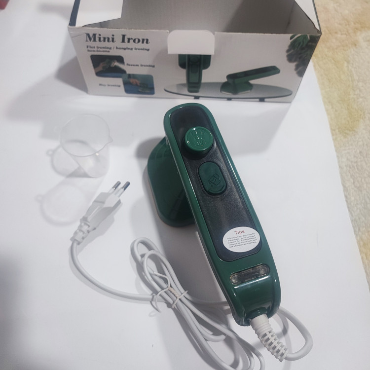 اتو بخار مسافرتی مدل MINI ELECTRIC IRON